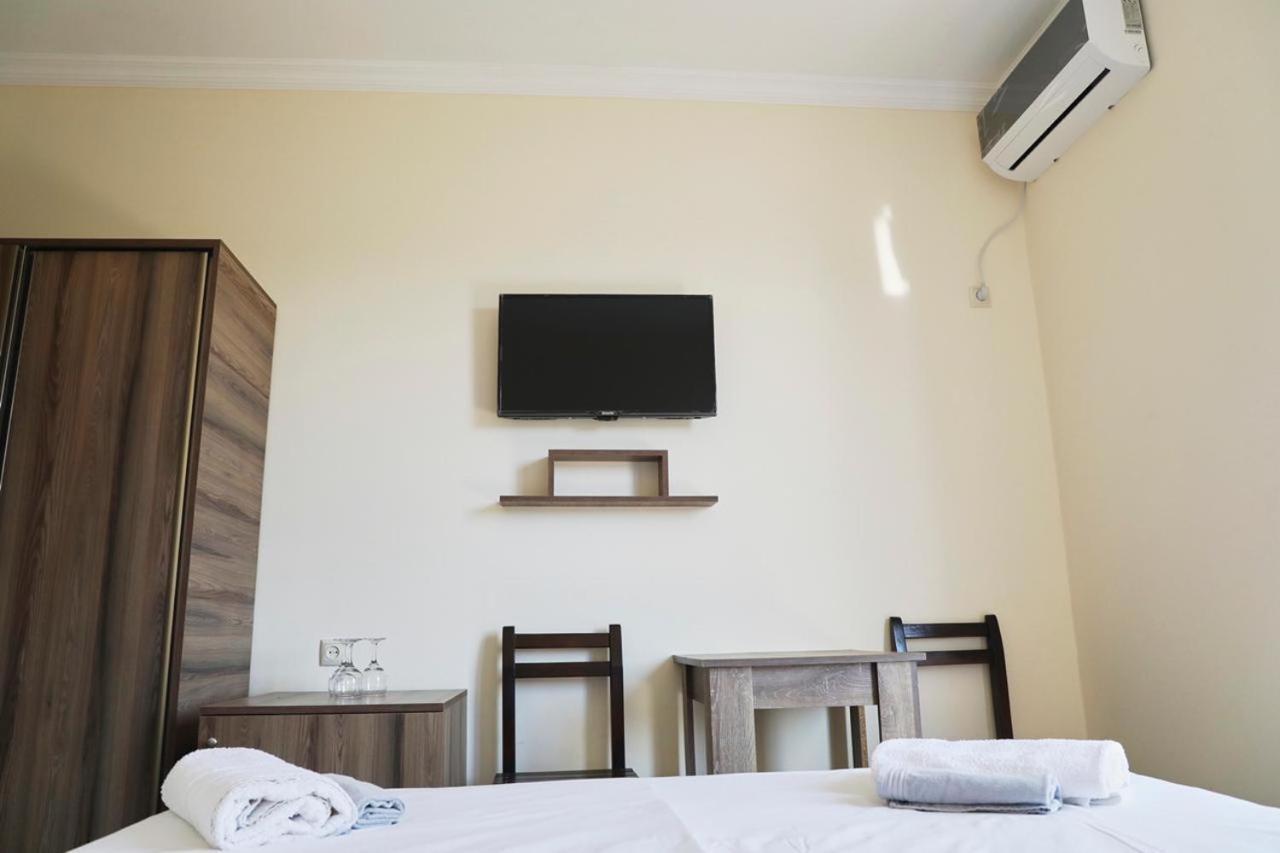 Hotel Estonia Two 科布列季 外观 照片