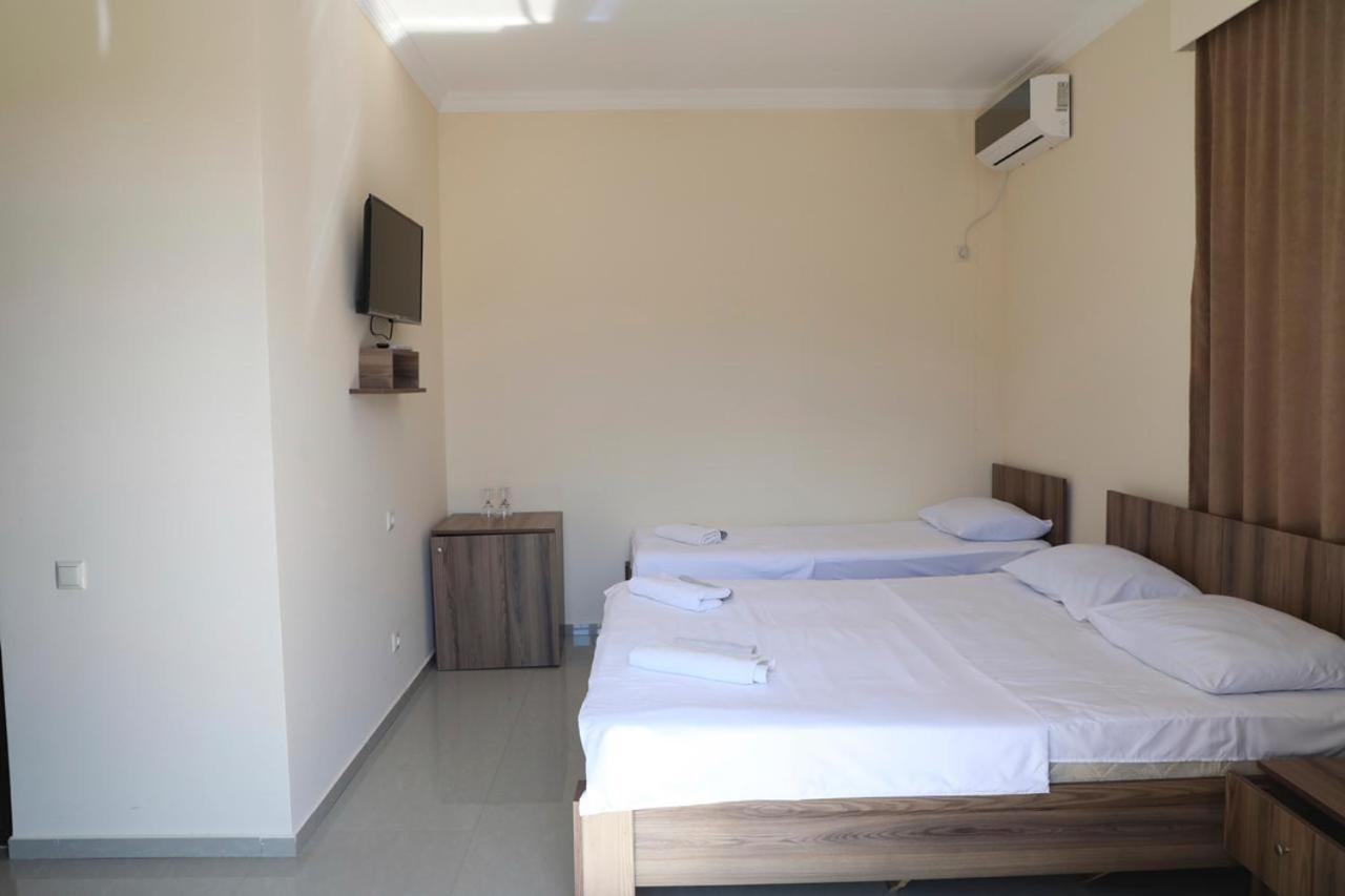 Hotel Estonia Two 科布列季 外观 照片